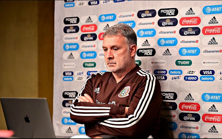 ''El central del Betis, Mandi, jugadores destacados (...) Hay otros que juegan en el futbol de Francia (...) Salir campeón de África no es nada sencillo, ganarle 3-0 a Colombia no es nada sencillo'', dice el estratega. IMAGO7