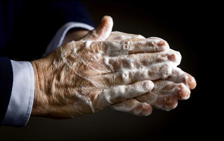 Se trata de un llamado para crear conciencia entre la población de que un poco de agua y jabón puede salvar muchas vidas. EFE / ARCHIVO