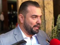 El diputado Quirino Velázquez festejó la aprobación del decreto, que obtuvo 30 votos de los legisladores. EL INFORMADOR/ARCHIVO