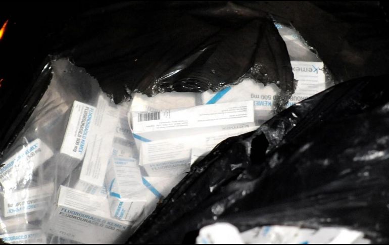 Las bolsas fueron trasladadas a la Fiscalía de la Ciudad de México para su análisis. ESPECIAL