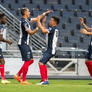 Puebla no ofrece resistencia y Monterrey lo golea