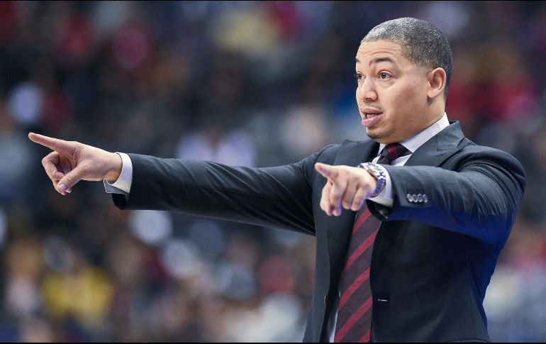 ANTECEDENTE. Ty Lue fue campeón en las Finales de 2016 cuando comandaba los destinos de los Cavaliers de Cleveland. AP