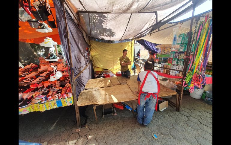 En el tianguis de la Constitución se llevaron productos de un par de puestos. EL INFORMADOR/G. Gallo