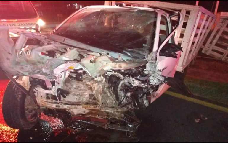 El accidente ocurrió la mañana de este domingo en Prolongación López Mateos, a la altura de las Plazas Outlet. TWITTER / @PCJalisco