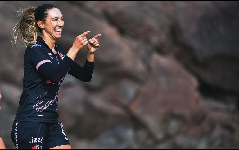 Adriana Iturbide marcó un triplete. IMAGO7