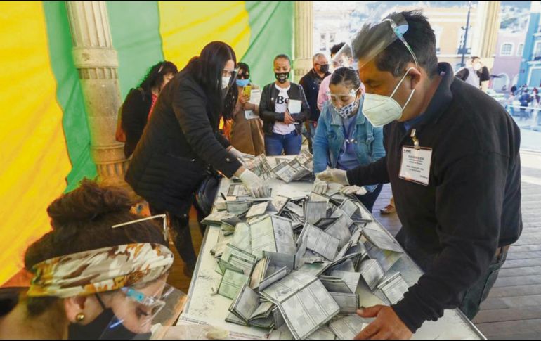 HIDALGO. Ayer se celebraron las elecciones para renovar 84 ayuntamientos en ese Estado. Además, en Coahuila eligieron 16 distritos. SUN