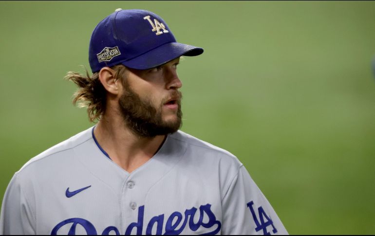 A sus 32 años, Kershaw ha protagonizado una carrera que le encamina hacia el Salón de la Fama pero ansía coronarla con una Serie Mundial que destierre su mala reputación en las eliminatorias. AFP / ARCHIVO