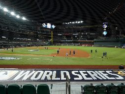 Este año, todos los partidos de la Serie Mundial se disputarán en el Global Life Field de Arlington, casa de los Rangers de Texas, debido a la pandemia de COVID-19. AP / E. Gay