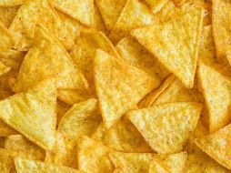 No es casualidad que muchos alimentos poco saludables y hasta adictivos sean crujientes... KAROL CZINEGE / EYEEM / GETTY IMAGES