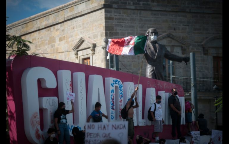 Piden #JusticiaParaGiovanni con marcha y brotes de violencia en Jalisco. EL INFORMADOR / F. Atilano