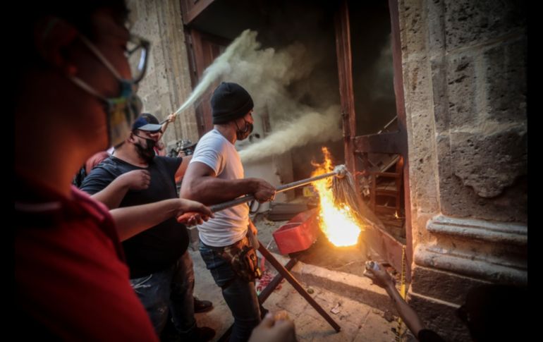 Piden #JusticiaParaGiovanni con marcha y brotes de violencia en Jalisco. EL INFORMADOR / F. Atilano