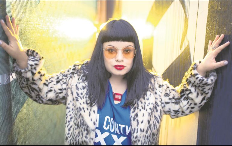 Amandititita. La cantante regresa con un material en el que le canta a la gente trabajadora. ESPECIAL