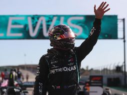Se trata de la novena ''pole'' de la temporada para Hamilton y la 97 de su carrera, con la que aspira a convertirse en el piloto con más victorias en Grandes Premios. AFP / J. Sena Goulao