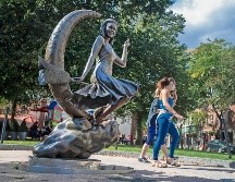 Salem. La Estatua de Samantha, dedicada al personaje de “Hechizada”, es uno de los atractivos de la ciudad. ESPECIAL