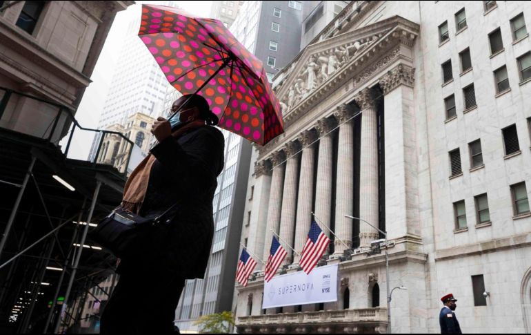 Al término de las operaciones en la Bolsa de Nueva York, el Dow Jones se situó en 27 mil 686.04 unidades. EFE/J. Lane