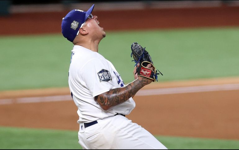 Como cerrador, Urías realizó 27 envíos, 19 en la zona de strike, contra siete bateadores enemigos. AFP/T. Pennington