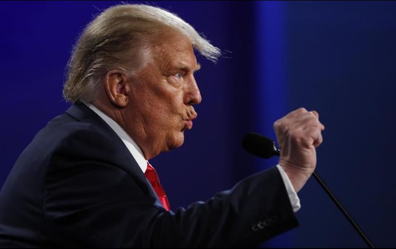 El artículo despertó la furia de Trump, quien ordenó una extensa investigación para conocer la identidad del autor. EFE/S. Thew