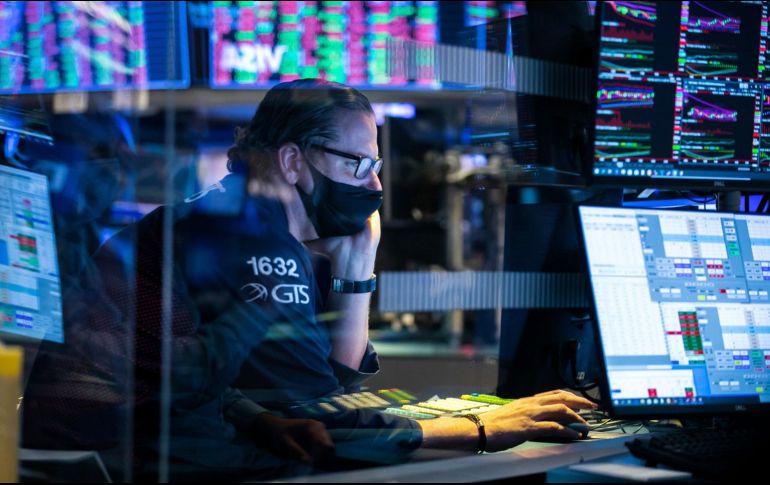 Al cierre de la sesión en la Bolsa de Nueva York, el Dow retrocedió 89.28 puntos. AP/NYSE/ARCHIVO