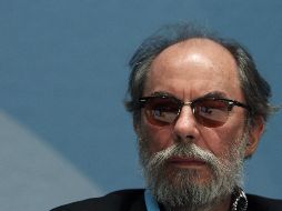 Arturo Rivera falleció este jueves a los 75 años luego de que sufriera una caída en su estudio. EFE / ARCHIVO