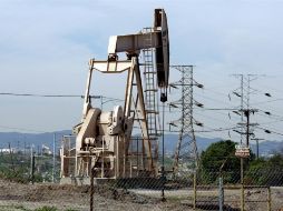 El barril de Brent perdió un 0.5% a 37.46 dólares; asimismo, en Nueva York el barril de WTI cedió un 1.1 por ciento. EFE/ARCHIVO