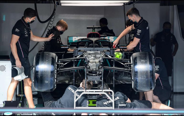 Mercedes puede celebrar un séptimo título consecutivo de constructores. AFP/M. Medina