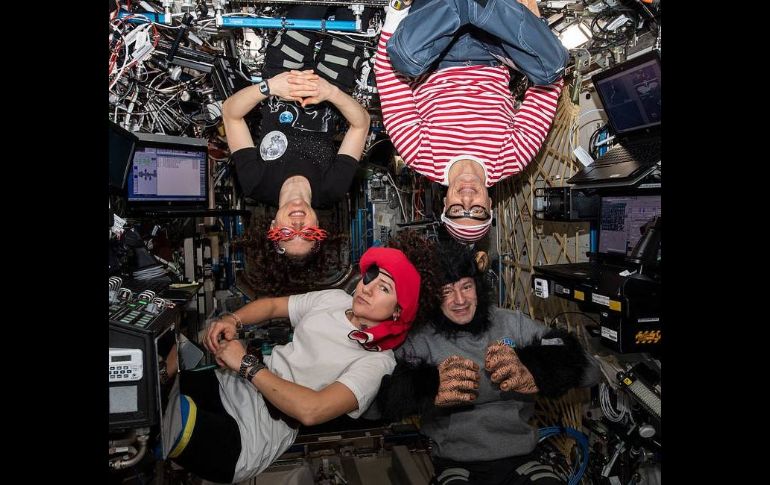 Lo importante en esta fecha fue que los astronautas pudieron divertirse durante unas horas. ESPECIAL/NASA