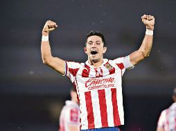JESÚS MOLINA. El capitán del Guadalajara celebra tras conseguir el segundo gol de su equipo ayer en la casa de los Pumas. IMAGO7