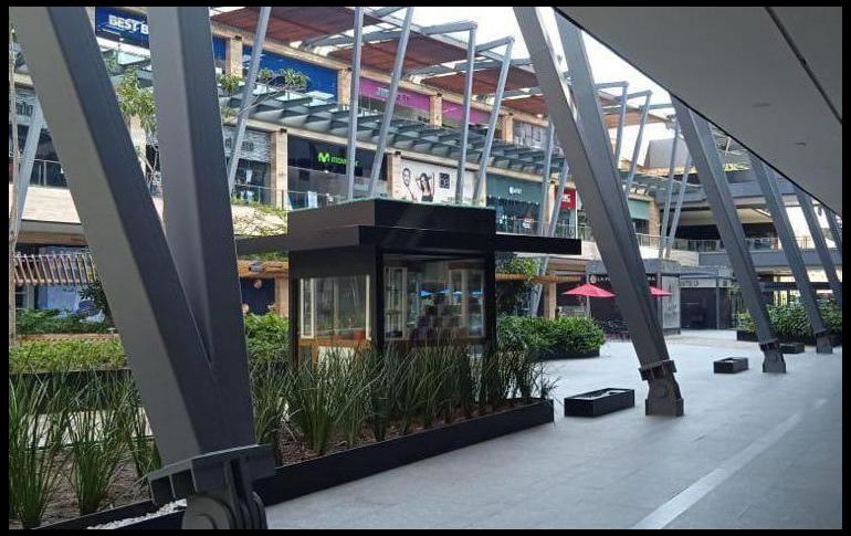 También se supervisó que los 92 mercados municipales y plazas comerciales permanecieran cerradas durante el fin de semana. Cortesía