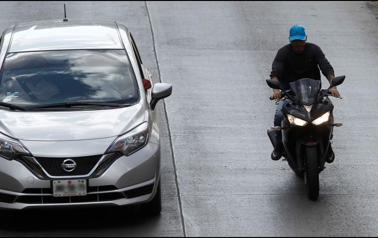 También se ofrece descuento de 50% en las multas y actualización de recargos por la omisión de pago del refrendo y holograma de automóviles y motocicletas. EL INFORMADOR / ARCHIVO