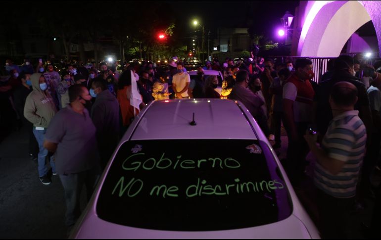 Los conductores inconformes buscan entregar un pliego petitorio para reiterar su molestia. EL INFORMADOR / F. Atilano
