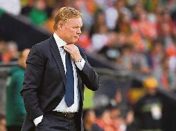 PREOCUPADO. Koeman espera mejores resultados de sus delanteros. EFE