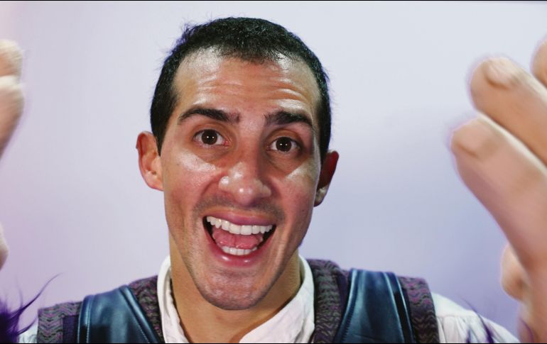 ROMMEL PACHECO. El clavadista experimentó na nueva faceta sobre los escenarios. CORTESÍA