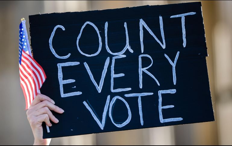 Todas las miradas están fijas ahora en los estados bisagra de Pensilvania, Michigan, Wisconsin, Carolina del Norte, Georgia y Nevada. EFE / C. Bilan