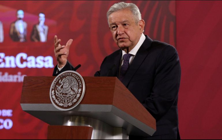 Antes de pasar a la sesión de preguntas con la prensa, el Presidente pidió que se pusiera de fondo el tema de Chávez, ''si no se hace aburrida la conferencia''. SUN / C. Mejía