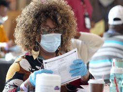 Conteo de votos del condado electoral de Fulton, realizado hoy en  Atlanta, Georgia. AFP/T. Chappell