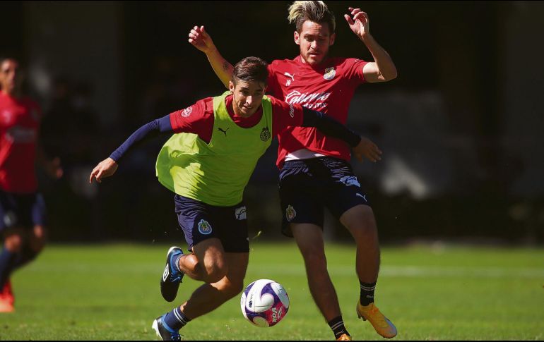 Chivas iniciará con la misma alineación que enfrentó a Pumas la semana pasada. TWITTER/@chivas