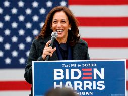 Harris, de 55 años, hija de padre jamaicano y madre india, será la primera mujer negra que ocupará la vicepresidencia de EU, cuando Biden y ella lleguen a la Casa Blanca el 20 de enero de 2021. AFP / ARCHIVO