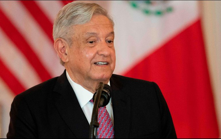 Esta mañana, el Presidente mexicano informó que cancelaba su gira de trabajo para viajar a Villahermosa, en el estado de Tabasco que se ha visto afectado por las inundaciones en los últimos días. AFP / ARCHIVO