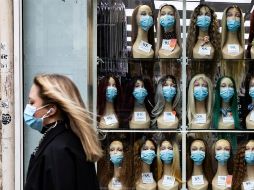 Mil 104 personas fueron hospitalizadas el sábado y 119 más fueron llevadas a la unidad de cuidados intensivos. EFE/ARCHIVO