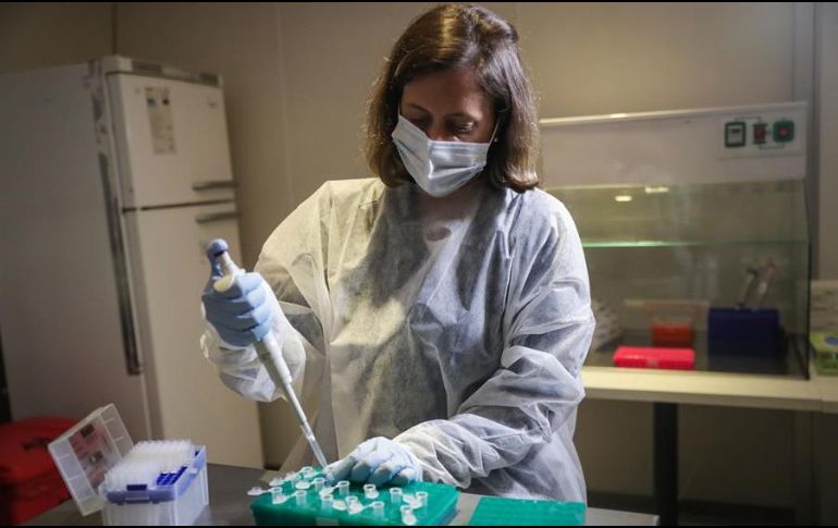 Actualmente se tienen detectados cuatro mil 343 casos activos en Jalisco. EFE/ARCHIVO