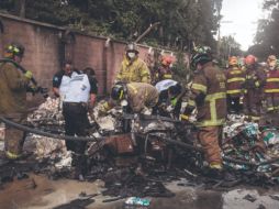 DAÑOS. La caída ocasionó la muerte del piloto y heridas en su compañero. EFE