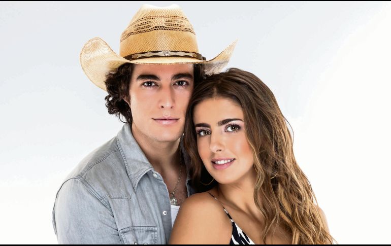 ACTORES. Michelle Renaud, Danilo Carrera, protagonistas de “Quererlo todo”. CORTESÍA