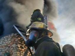 Los hechos sucedieron poco después de las 8:00 horas en el cruce de las calles Analco y Tuberosa. ESPECIAL/ @PCYBOMGDL