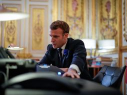 La plática entre Macron y Biden fue breve, de unos 10 minutos. TWITTER/@EmmanuelMacron
