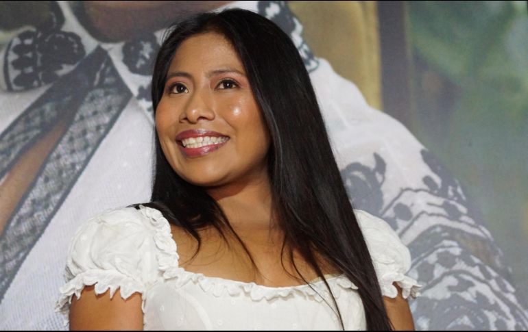 Yalitza considera que las prendas no cambiarán su esencia. SUN/ARCHIVO