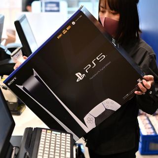 Sony lanza la PlayStation 5 y comienza el duelo con Xbox Series S