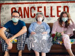 ELENCO. De izquierda a derecha: Luke Eve, la mamá de Luke y María Albiñana. CORTESÍA