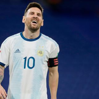 La selección de Argentina sufre ante Paraguay