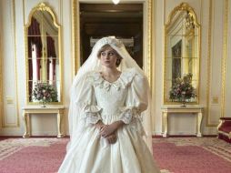 The Crown ofrece una extraordinaria actuación de Emma Corrin como la princesa Diana. NETFLIX