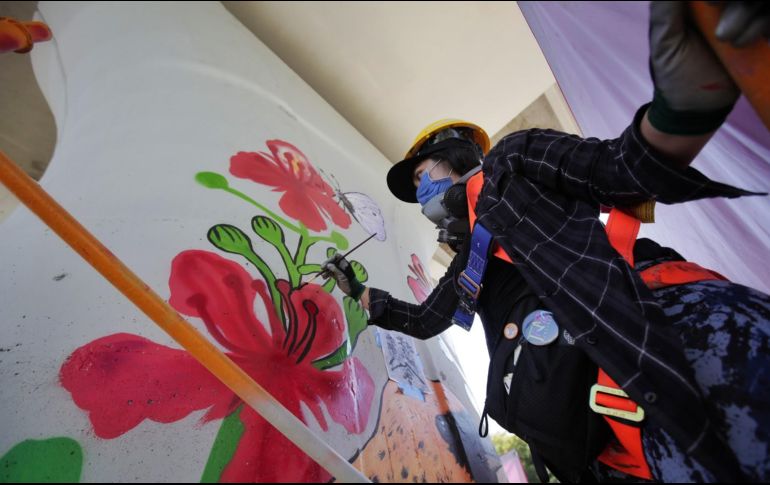 Secreto Rebollo, coordinador de Traza Jalisco, agradeció a los artistas que hicieron posible el proyecto. ESPECIAL/Secretaría de Cultura